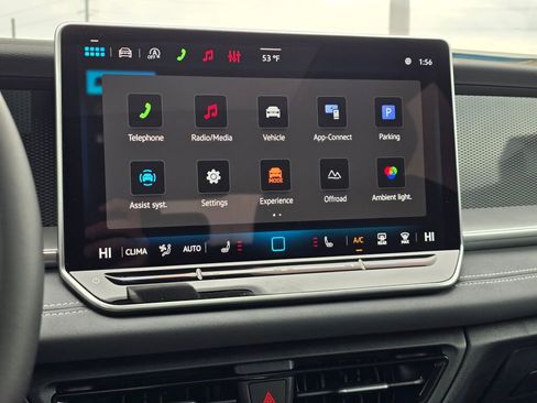 New 2026 Volkswagen Tiguan SE image 30