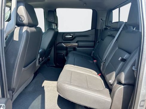 Used 2021 Chevrolet Silverado 1500 LT Trail Boss w/ Convenience Package II AWD/4WD image 22