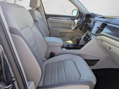 Used 2021 Volkswagen Atlas SEL Premium image 28