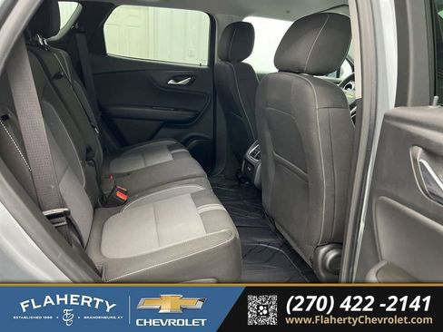 Used 2025 Chevrolet Blazer LT image 13