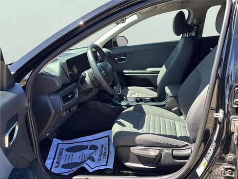 Certified 2025 Kia K4 EX image 22