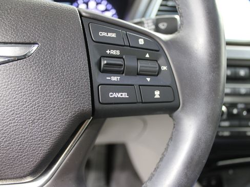 Used 2018 Genesis G80 3.8 w/ Option Group 02 image 11