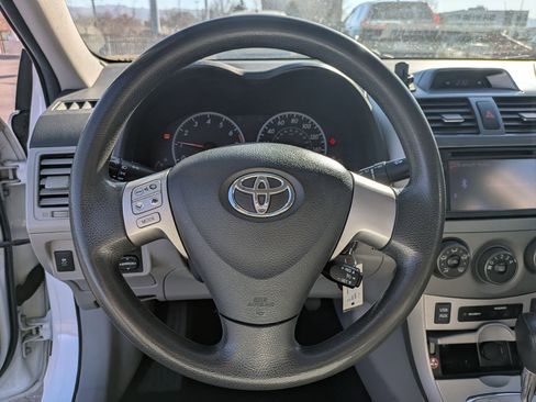 Used 2013 Toyota Corolla LE image 14