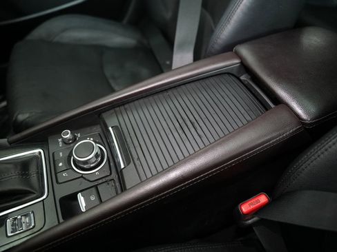 Used 2017 MAZDA MAZDA3 Grand Touring image 26