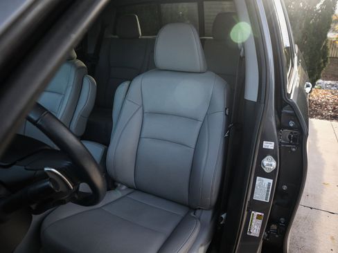 Used 2023 Honda Ridgeline RTL-E image 17