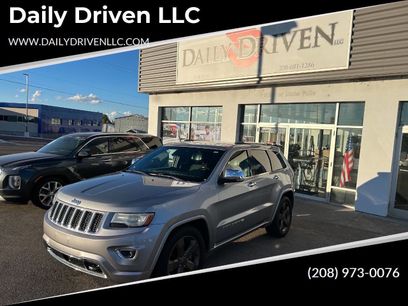 Used 2014 Jeep Grand Cherokee Overland w/ Advanced Technology Group