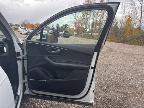 Used 2022 Audi Q7 3.0T Prestige image 26