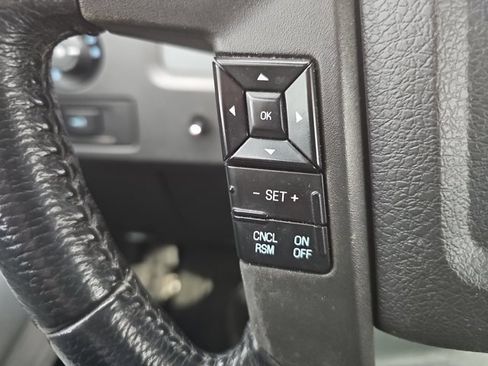 Used 2013 Ford F150 XLT w/ XLT Chrome Pkg image 15