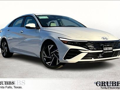New 2025 Hyundai Elantra Limited