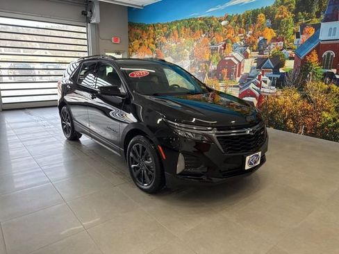 Used 2022 Chevrolet Equinox RS w/ RS Leather Package AWD/4WD image 10