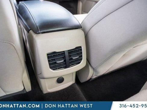 Used 2020 Ford Fusion SE w/ Fleet SE Value Package image 23