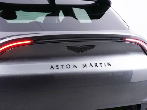 Used 2023 Aston Martin DBX 707 image 19