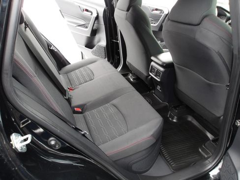 Used 2023 Toyota RAV4 SE w/ Weather & Moonroof Package image 12