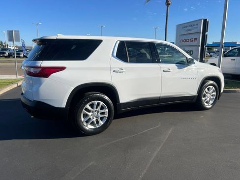 Used 2020 Chevrolet Traverse LS FWD image 17