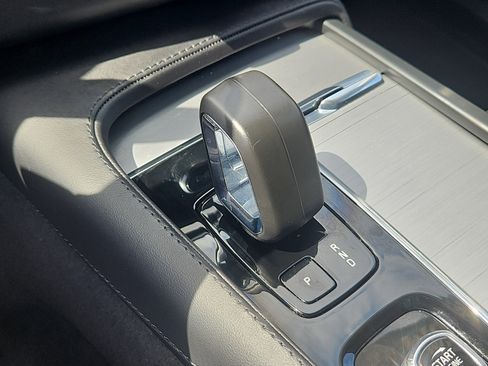 Certified 2024 Volvo XC90 B5 Core AWD/4WD image 21