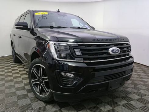 Used 2021 Ford Expedition Max Limited AWD/4WD image 3
