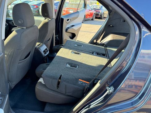 Used 2019 Chevrolet Equinox LS image 36