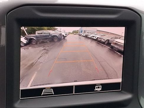 Used 2022 Chevrolet Silverado 1500 Custom Trail Boss AWD/4WD image 14