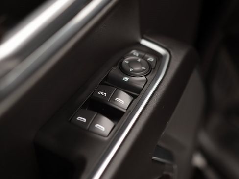 Used 2022 Chevrolet Silverado 1500 LT image 25