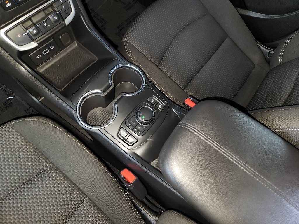 Used 2023 GMC Terrain SLE w/ Driver Convenience Package FWD image 22