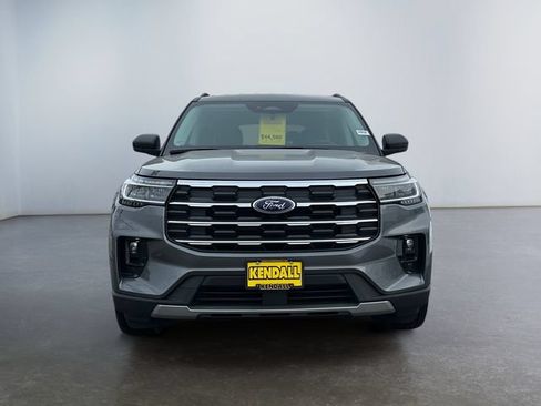 Used 2025 Ford Explorer Active w/ Active Comfort Package AWD/4WD image 8