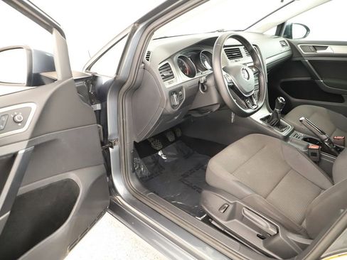 Used 2017 Volkswagen Golf S FWD image 14