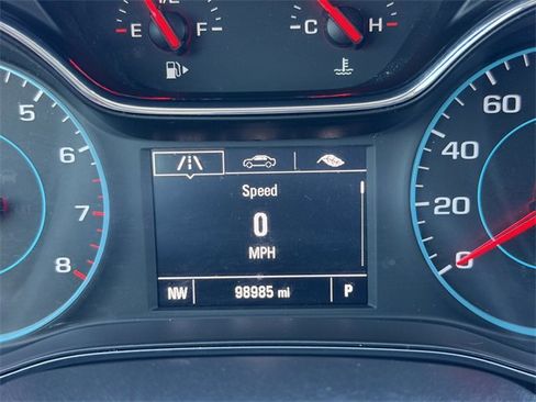 Used 2018 Chevrolet Cruze LT w/ Convenience Package image 33