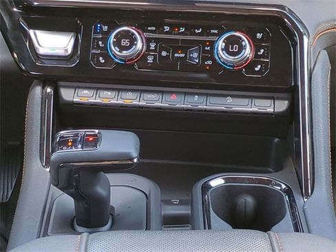 Certified 2023 GMC Sierra 1500 AT4 w/ AT4 Premium Package image 21