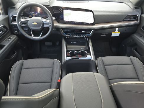 New 2026 Chevrolet Tahoe Premier image 3