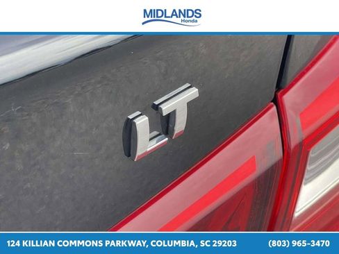 Used 2025 Chevrolet Malibu LT FWD image 8