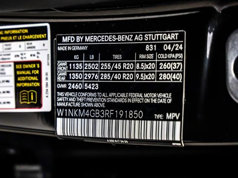 Used 2024 Mercedes-Benz GLC 300 GLC 300 SUV w/ AMG Line image 26