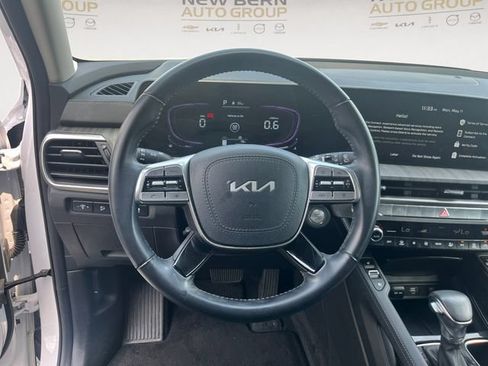 Used 2024 Kia Telluride EX FWD image 12