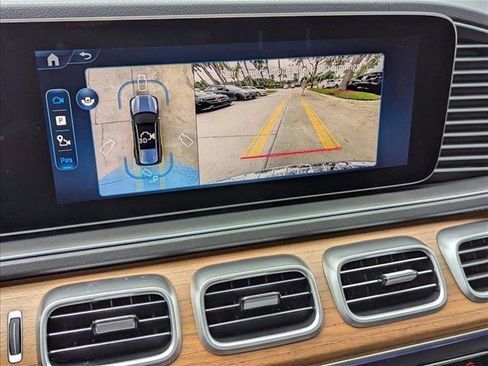 New 2025 Mercedes-Benz GLS 450 4MATIC image 12