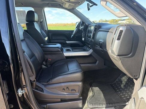 Used 2017 Chevrolet Silverado 1500 LTZ Z71 w/ LTZ Plus Package image 26