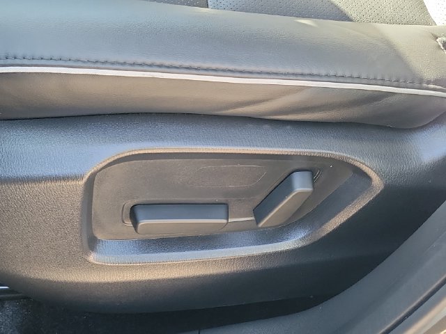 Certified 2025 MAZDA CX-5 AWD 2.5 S w/ Select Package image 18