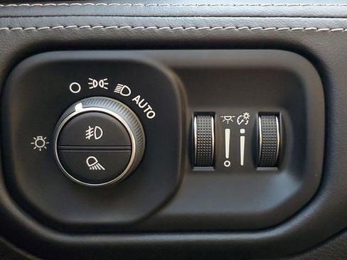 Certified 2023 RAM 1500 Limited image 37