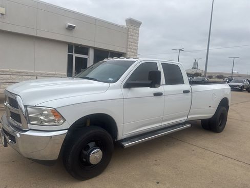 Used 2018 RAM 3500 Tradesman w/ Chrome Appearance Group image 1
