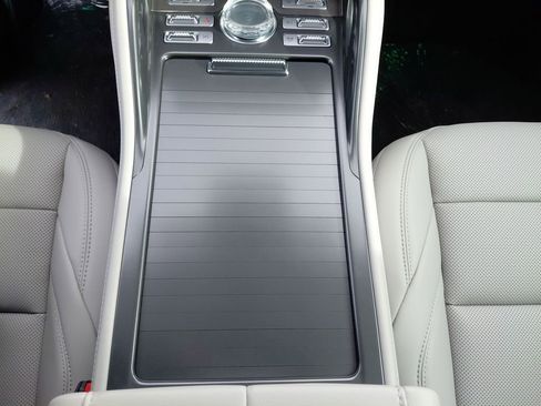 New 2026 Lincoln Nautilus Premier image 20