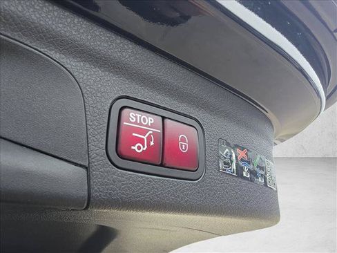 Used 2025 Mercedes-Benz GLE 350 4MATIC image 21