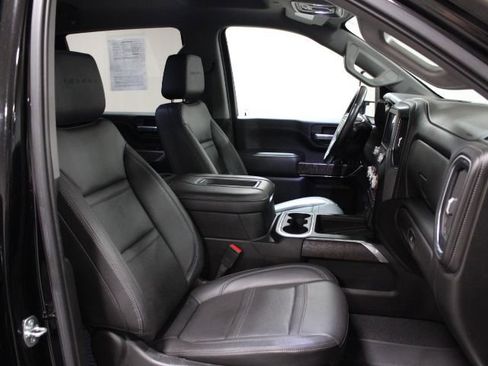 Certified 2022 GMC Sierra 3500 Denali image 26