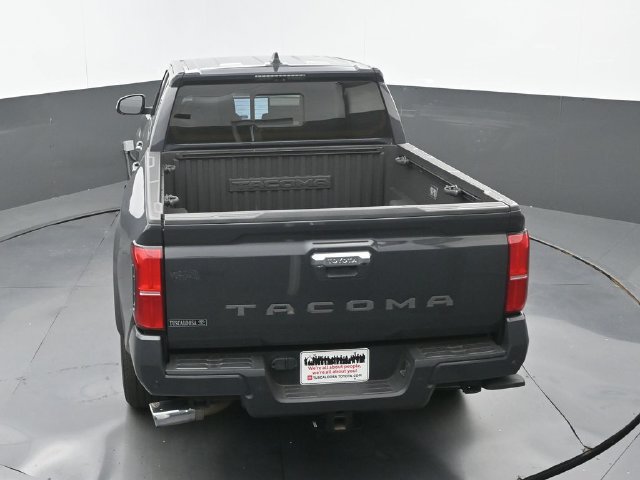 Used 2024 Toyota Tacoma Limited w/ Limited Package (LT) AWD/4WD image 32