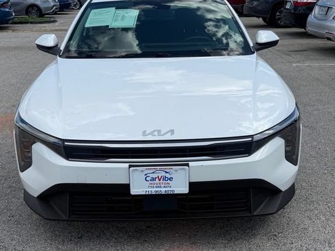 Used 2025 Kia K4 FWD image 2