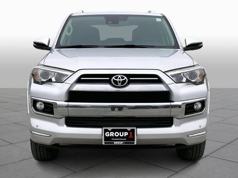 Used 2020 Toyota 4Runner Limited image 4