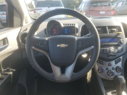Used 2012 Chevrolet Sonic LT image 11