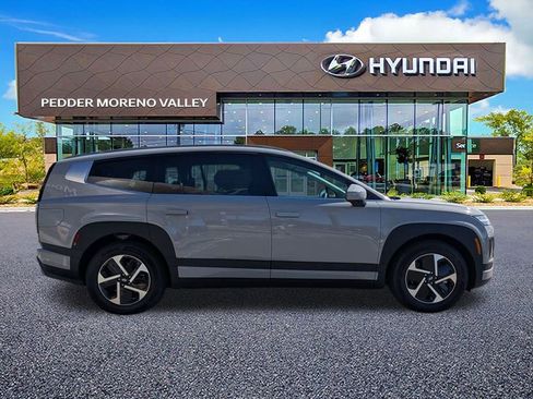 New 2026 Hyundai Ioniq 9 SE image 7