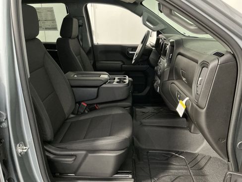 New 2026 Chevrolet Silverado 1500 Custom image 32
