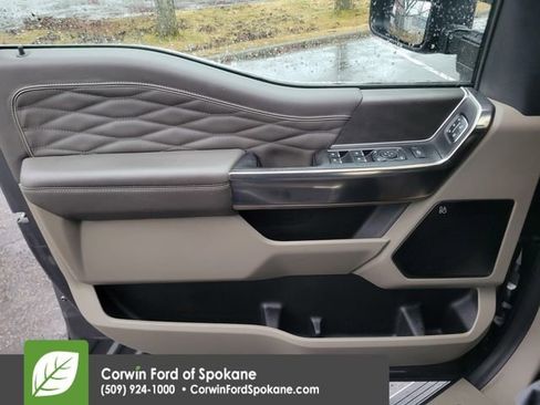 Used 2025 Ford F350 Platinum w/ Platinum Plus Package image 23