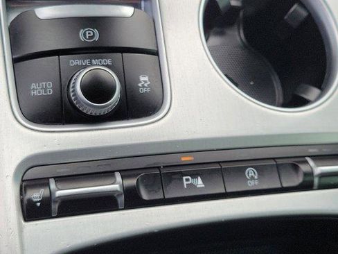 Used 2018 Kia Stinger GT1 image 31