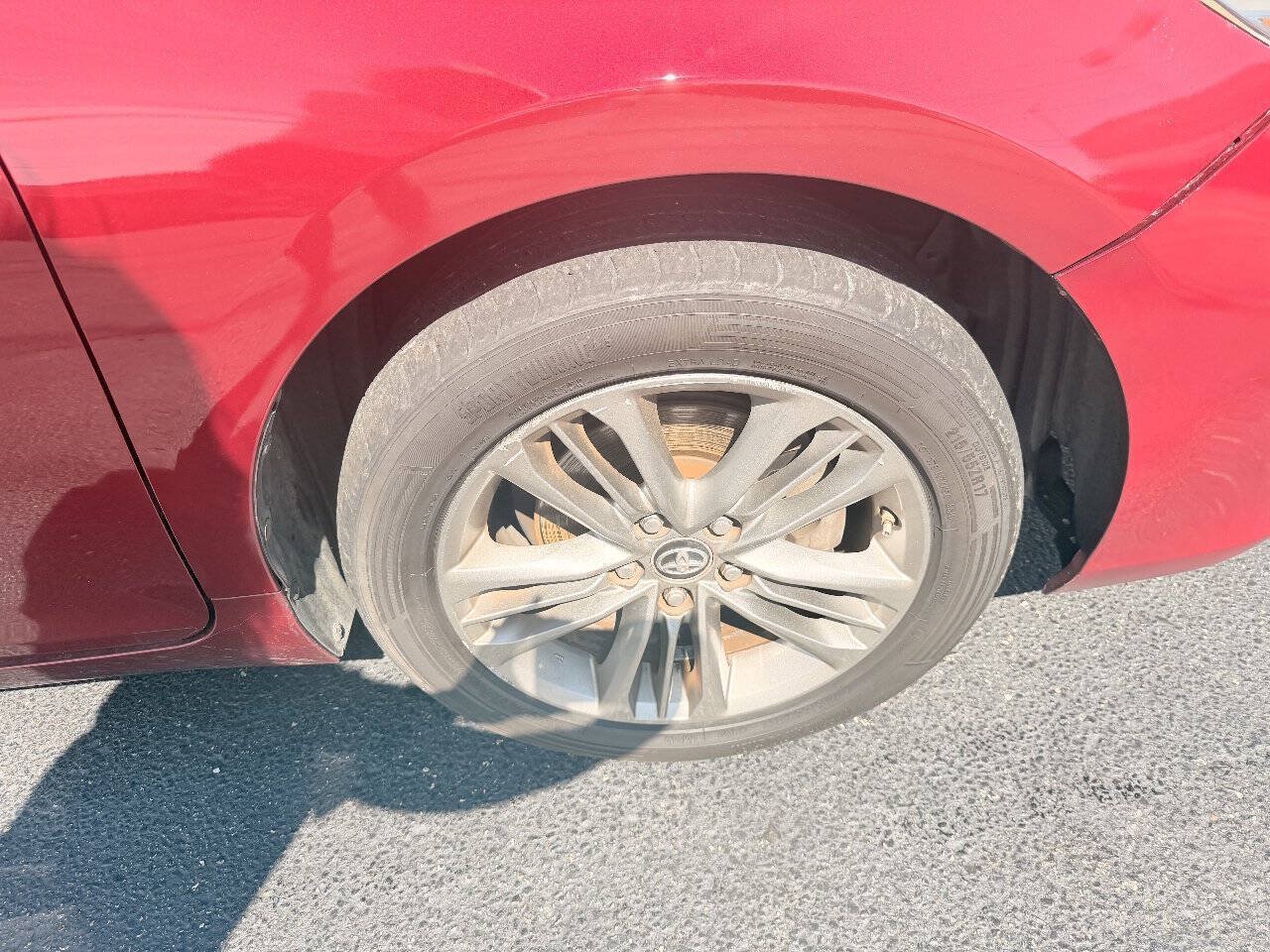 Used 2017 Toyota Camry SE FWD image 26