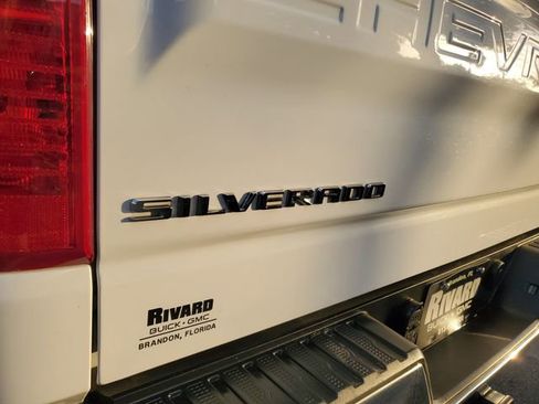 Used 2022 Chevrolet Silverado 1500 LT image 7